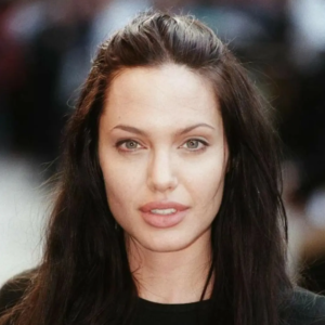 Tak Lagi Betah di AS, Angelina Jolie Cari Tempat Tinggal Baru di Luar Negeri
