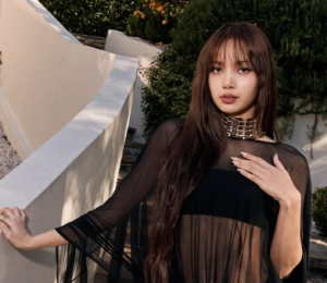 Lisa BLACKPINK Bangga dengan Perjalanan Solo Member, Ingin Lebih Dikenal sebagai Pribadi