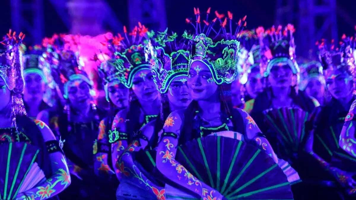 Kemeriahan Gandrung Sewu Banyuwangi Pikat Ribuan Warga